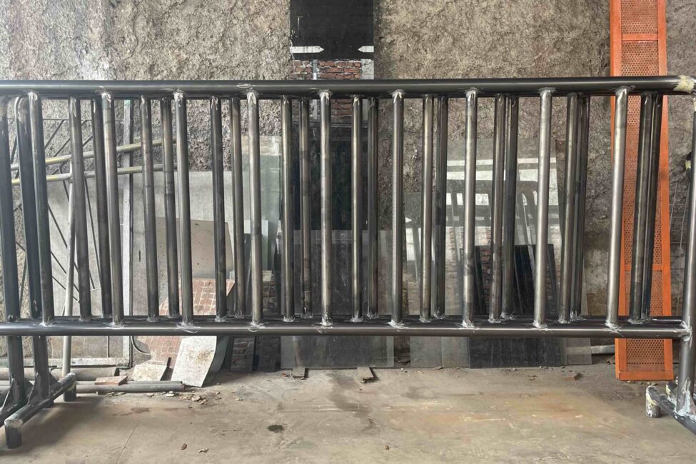 pagar pembatas Pagar Pembatas - DIS